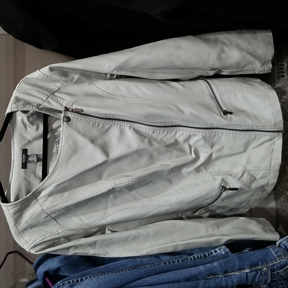 Alfani light gray jacket